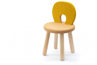 židle žlutá